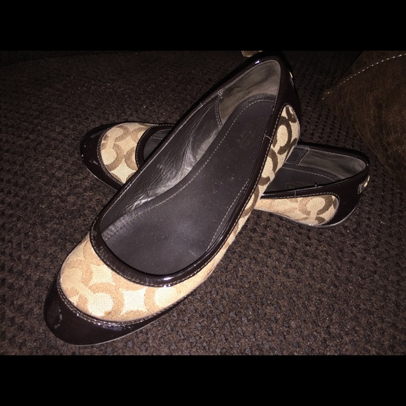 Authentic Coach flats - Picture 1 of 1